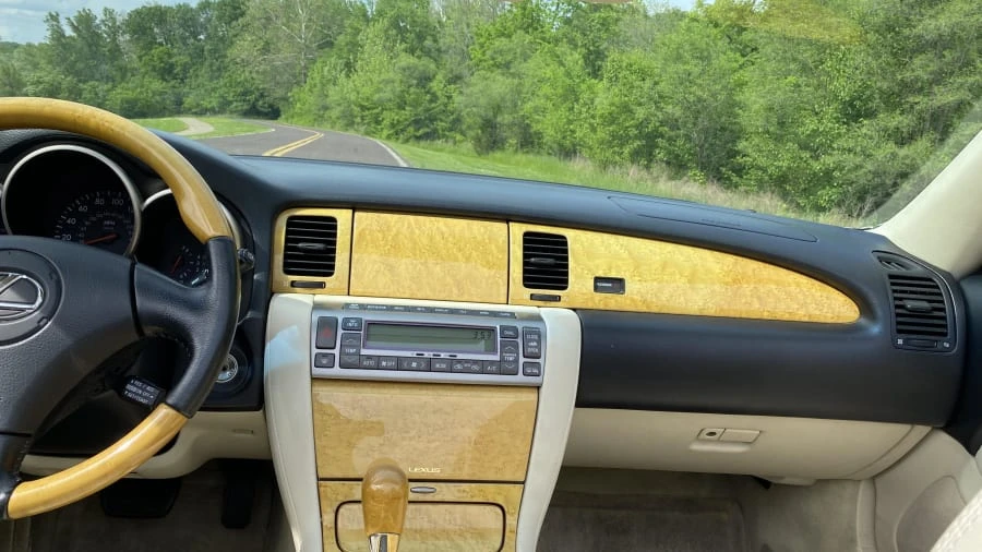 2003 Lexus SC430 - Image 10 of 31