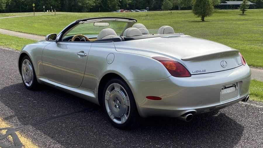 2003 Lexus SC430 - Image 3 of 31
