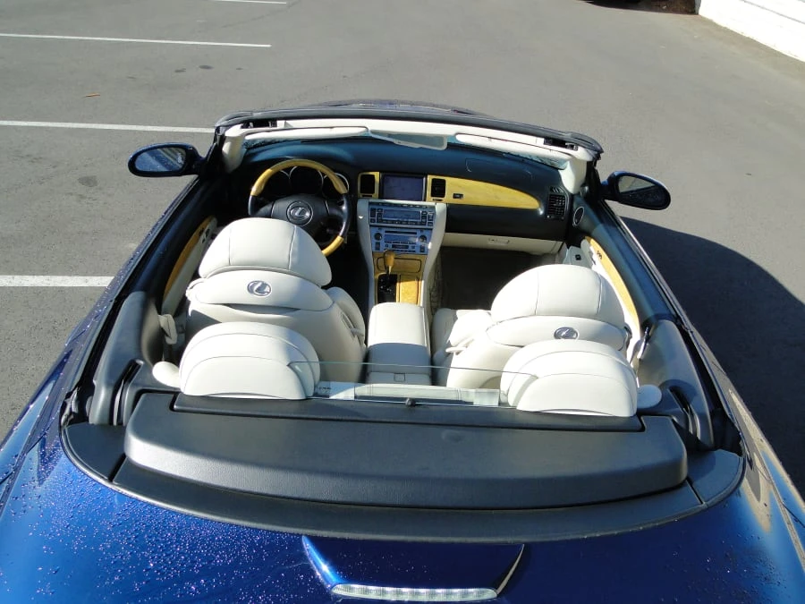 2003 Lexus SC430 - Image 4 of 5