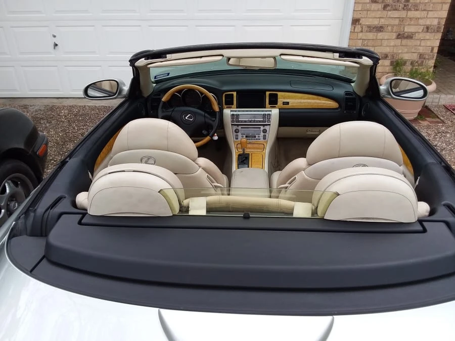 2003 Lexus SC430 - Image 4 of 8