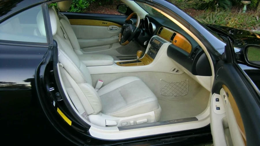 2003 Lexus SC430 - Image 4 of 8