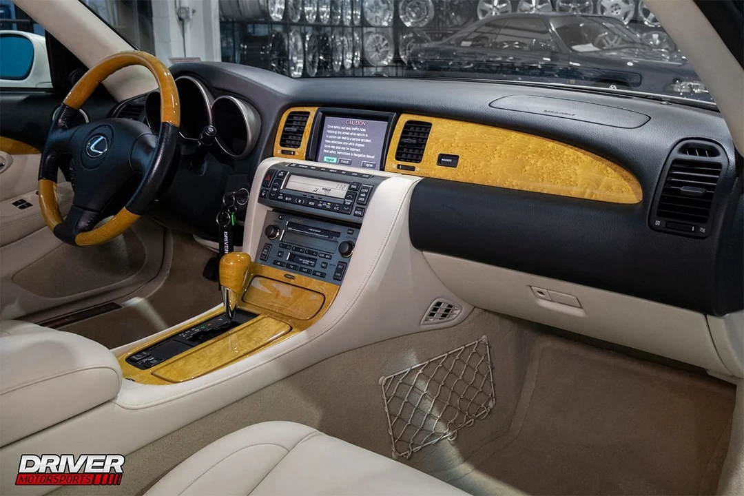 2003 Lexus SC430 - Image 14 of 23