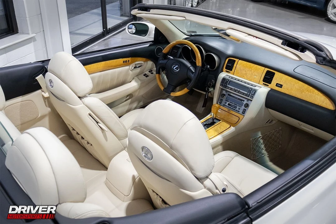 2003 Lexus SC430 - Image 17 of 23