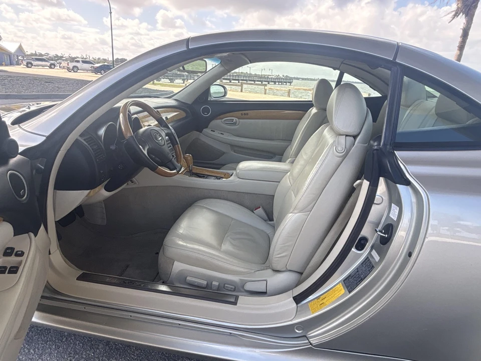 2003 Lexus SC430 - Image 29 of 31
