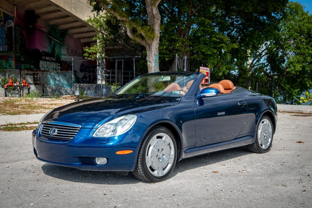 2003 Lexus SC430 - Image 3 of 31
