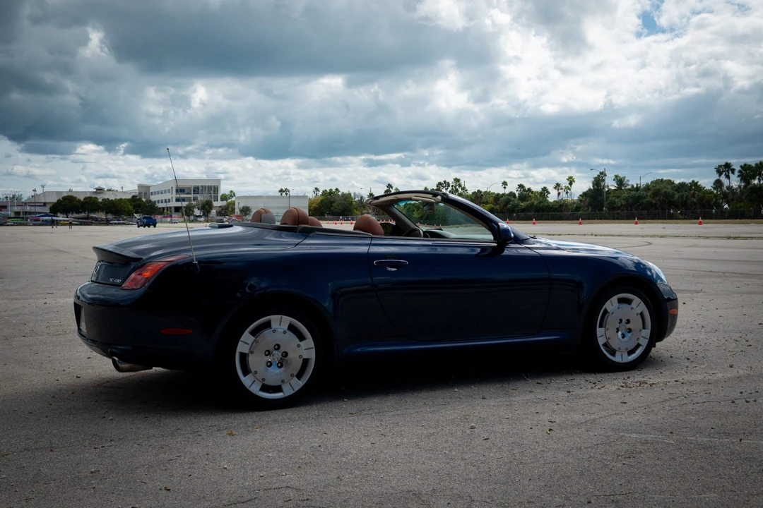 2003 Lexus SC430 - Image 13 of 31