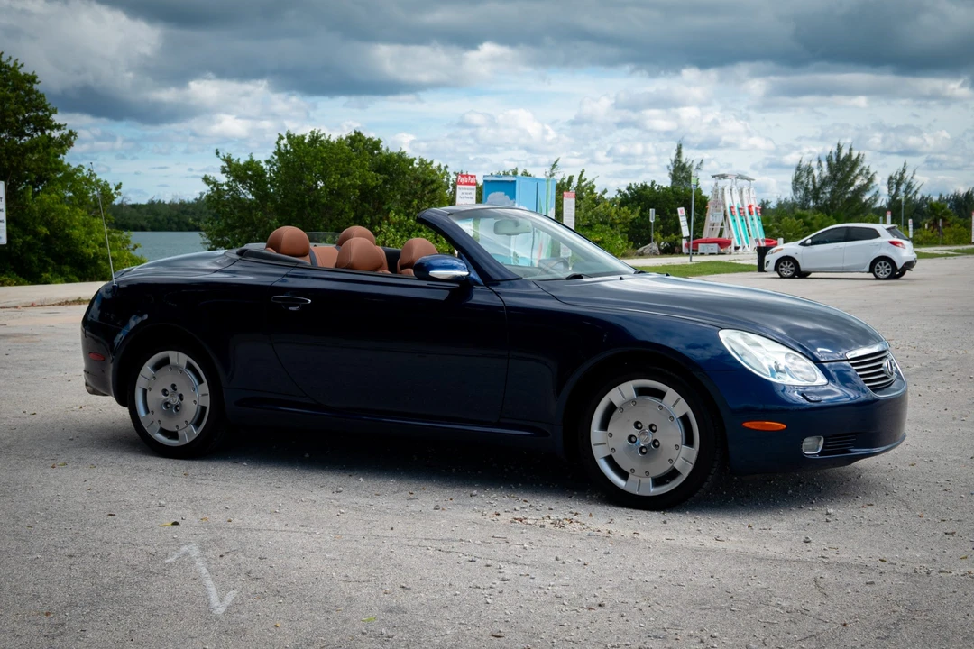 2003 Lexus SC430 - Image 11 of 31