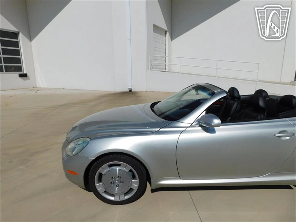2003 Lexus SC430 - Image 11 of 31