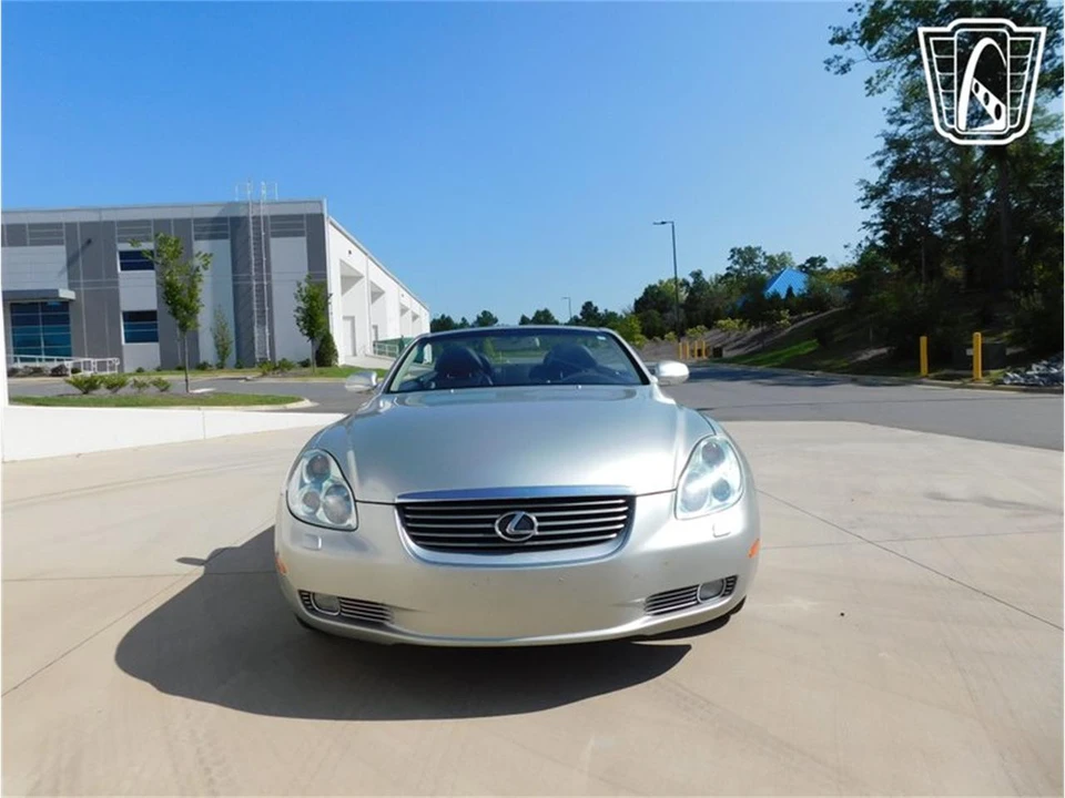 2003 Lexus SC430 - Image 4 of 31