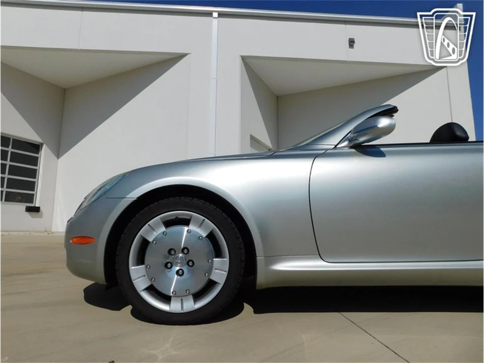 2003 Lexus SC430 - Image 9 of 31