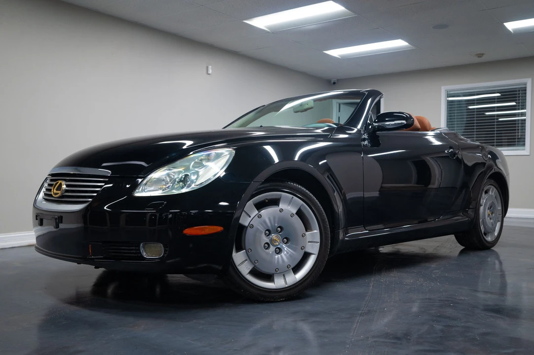 2003 Lexus SC430 - Image 2 of 31