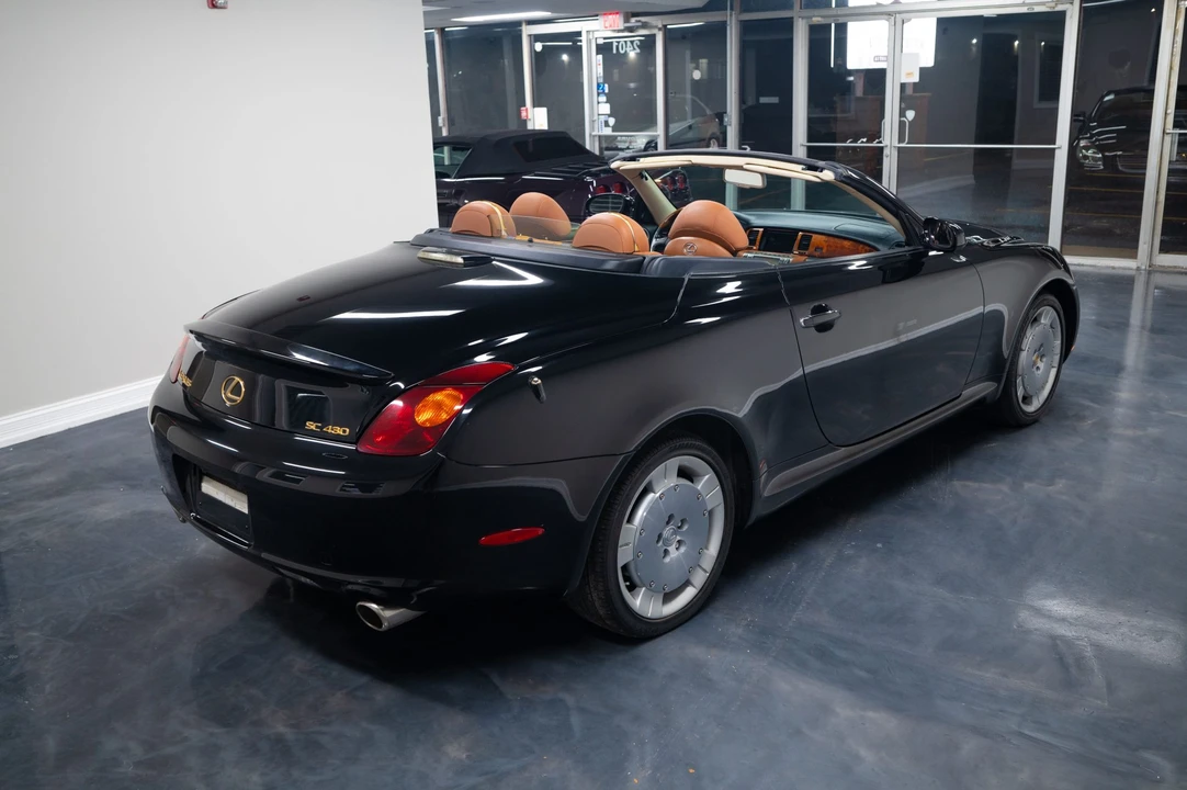 2003 Lexus SC430 - Image 10 of 31