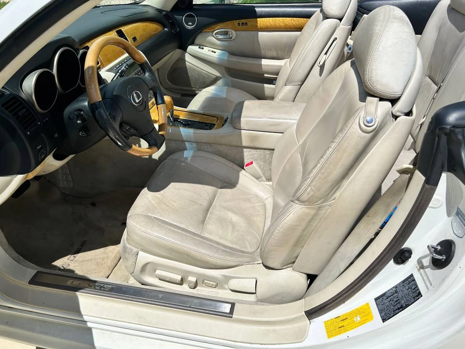 2003 Lexus SC430 - Image 6 of 19