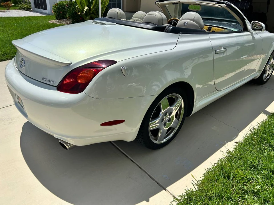 2003 Lexus SC430 - Image 3 of 19