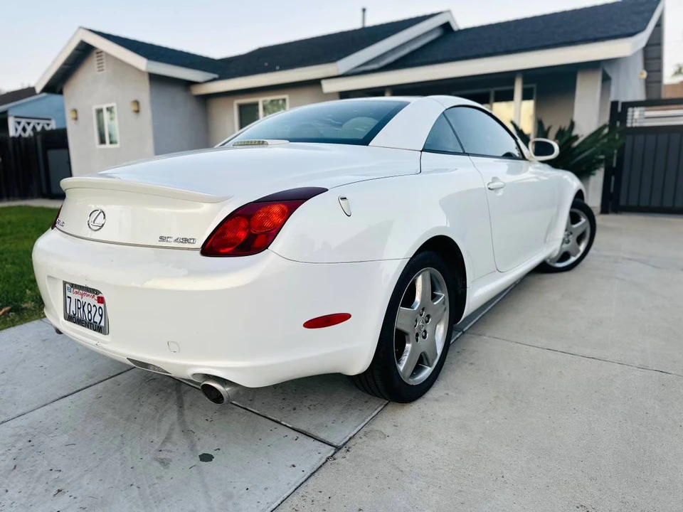 2003 Lexus SC430 - Image 3 of 11