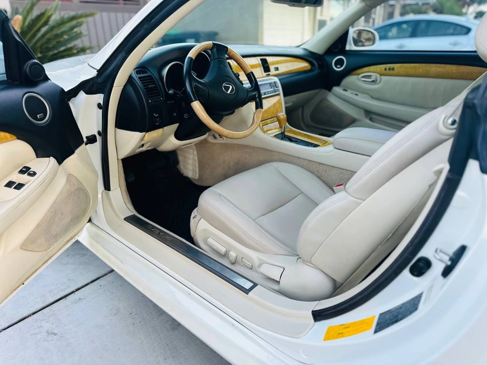 2003 Lexus SC430 - Image 7 of 11