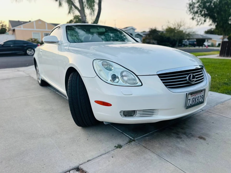 2003 Lexus SC430 - Image 2 of 11