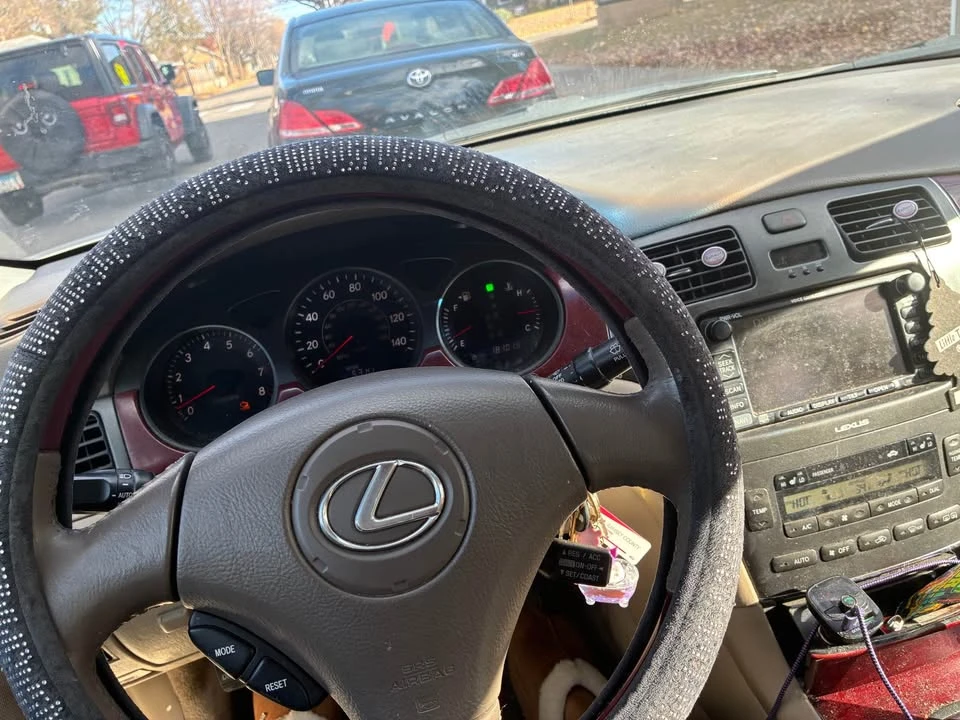 2003 Lexus ES 4th Gen - Image 3 of 7