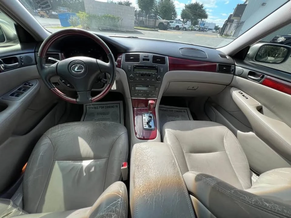2003 Lexus ES 3rd Gen - Image 5 of 14