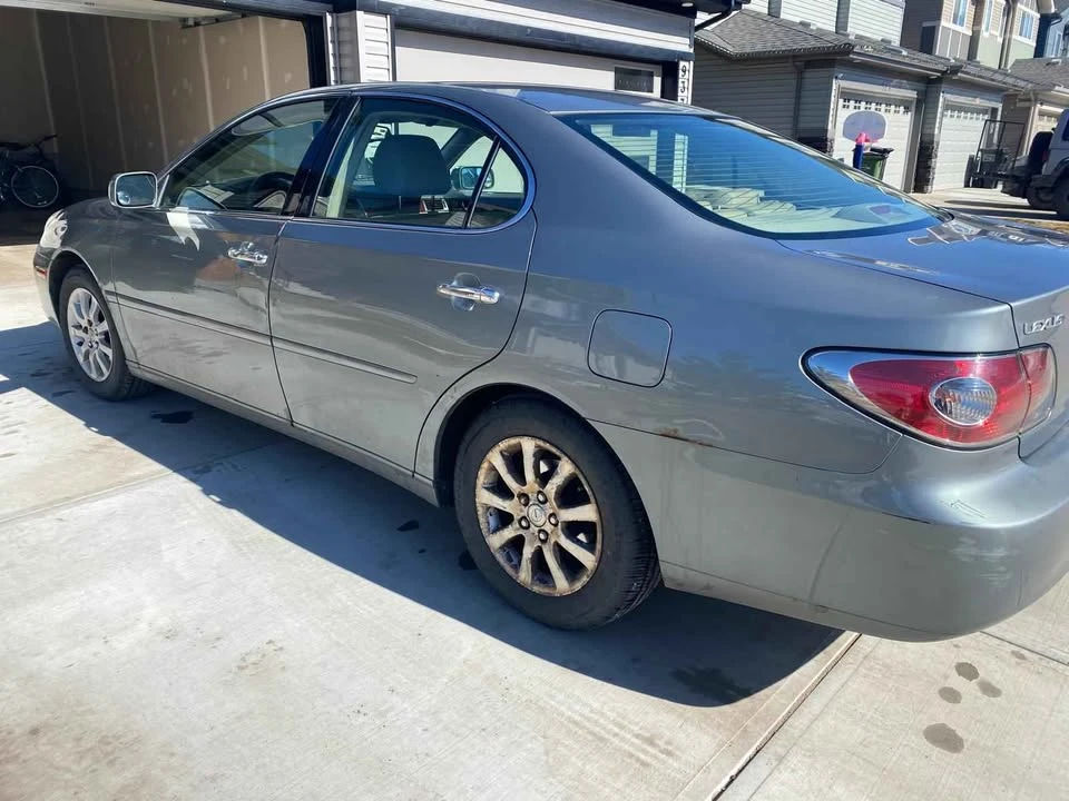 2003 Lexus ES 3rd Gen - Image 3 of 11