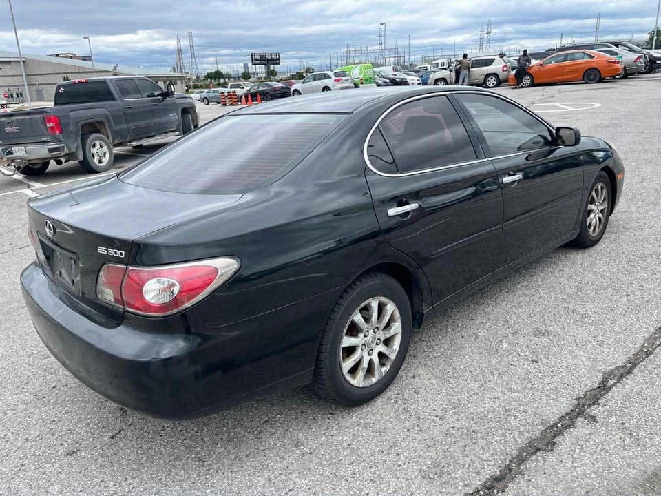 2003 Lexus ES 3rd Gen - Image 4 of 8