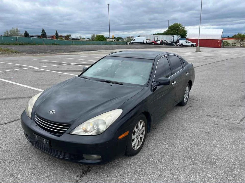 2003 Lexus ES 3rd Gen - Image 2 of 8