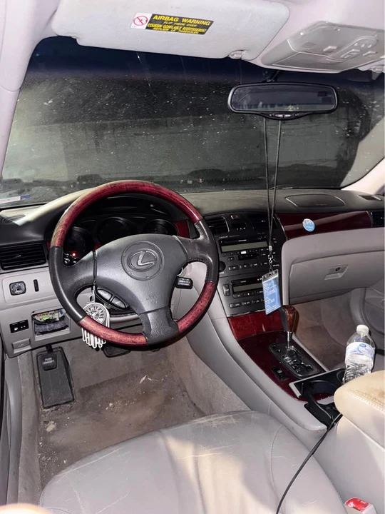 2003 Lexus ES 3rd Gen - Image 7 of 7