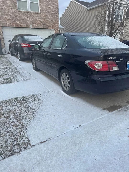 2003 Lexus ES 3rd Gen - Image 2 of 7
