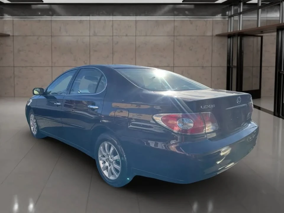 2003 Lexus ES 3rd Gen - Image 4 of 19