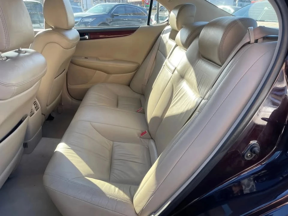 2003 Lexus ES 3rd Gen - Image 14 of 19