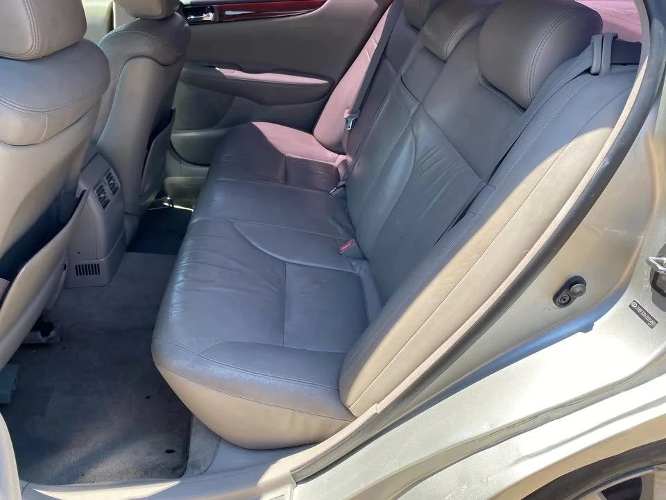 2003 Lexus ES 3rd Gen - Image 16 of 20