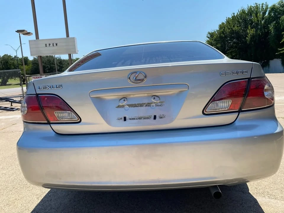 2003 Lexus ES 3rd Gen - Image 6 of 20