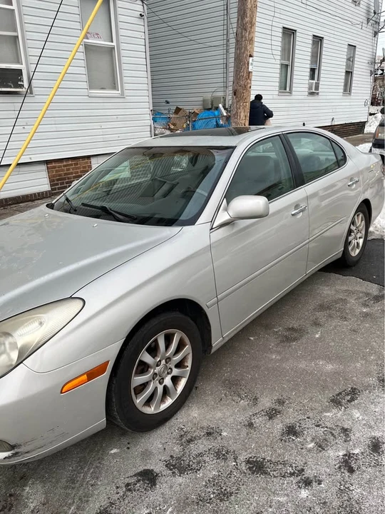 2003 Lexus ES 3rd Gen - Image 4 of 5