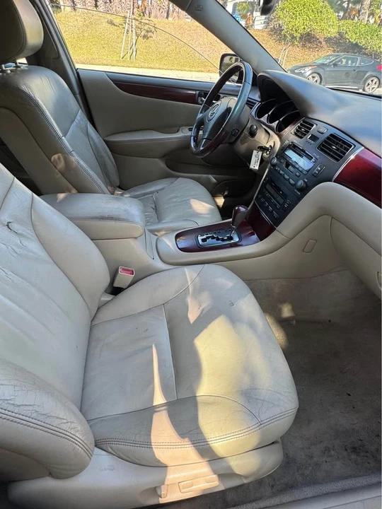 2003 Lexus ES 4th Gen - Image 4 of 10