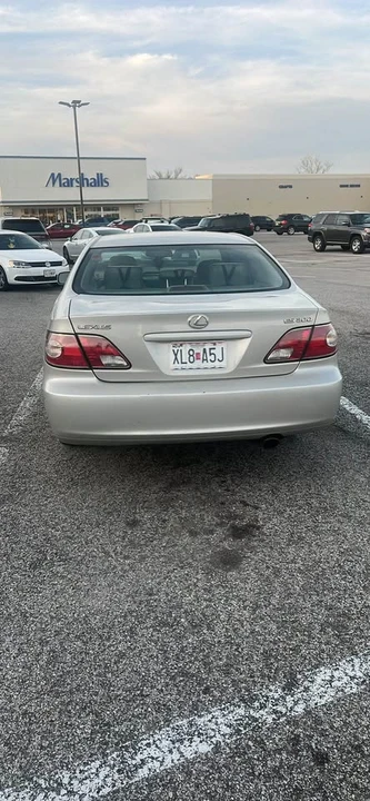 2003 Lexus ES 4th Gen - Image 2 of 4