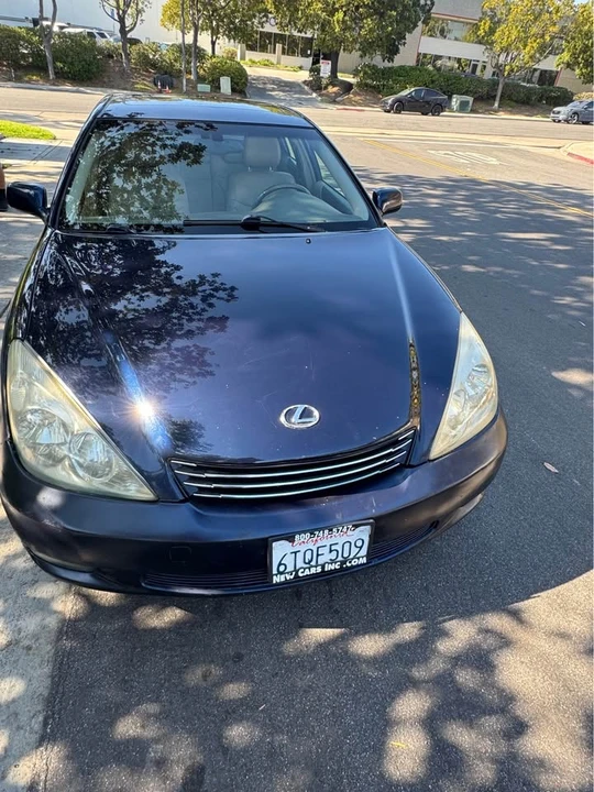 2003 Lexus ES 4th Gen - Image 2 of 10