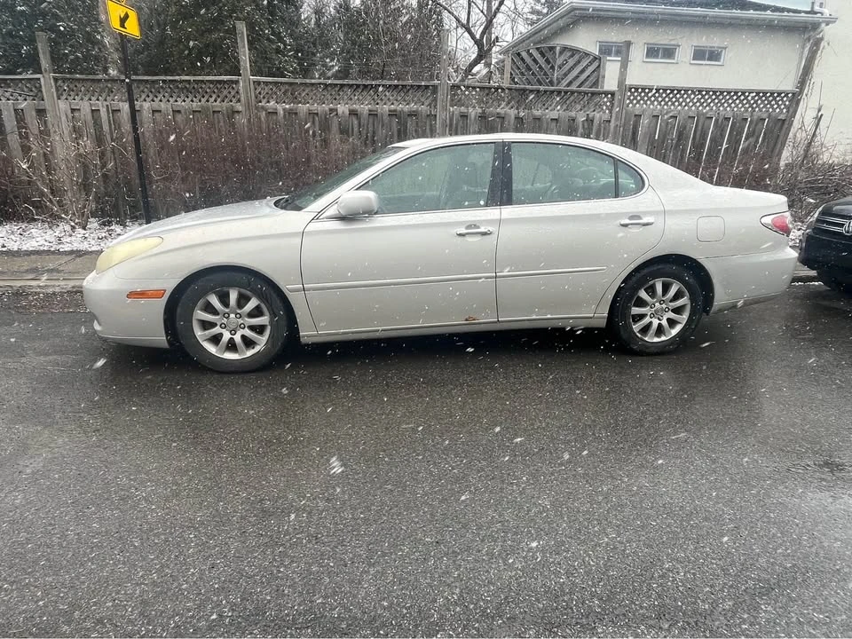 2003 Lexus ES 4th Gen - Image 2 of 6