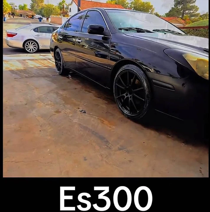 2003 Lexus ES 4th Gen - Image 2 of 2