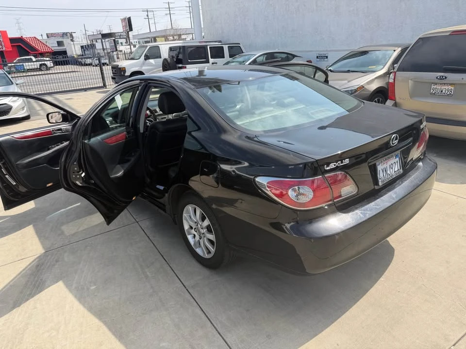 2003 Lexus ES 4th Gen - Image 4 of 13