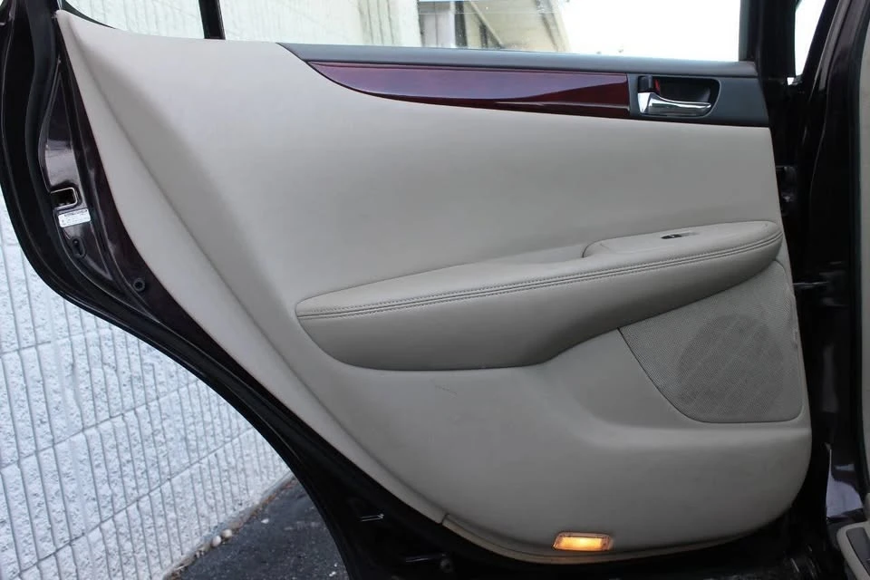 2003 Lexus ES 4th Gen - Image 15 of 20