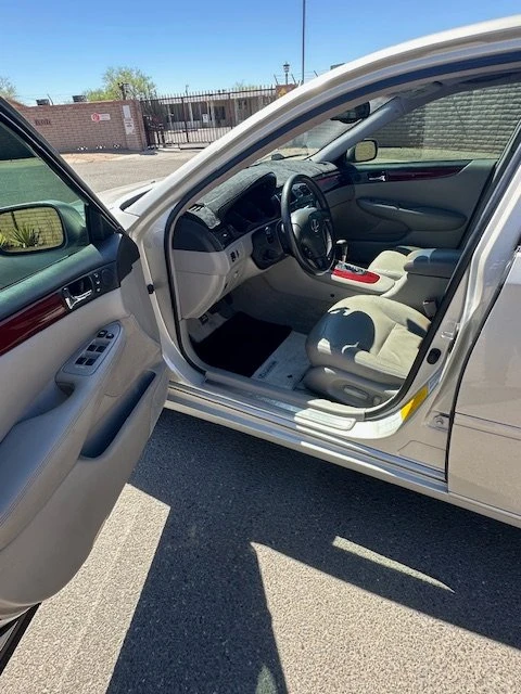 2003 Lexus ES 4th Gen - Image 5 of 13