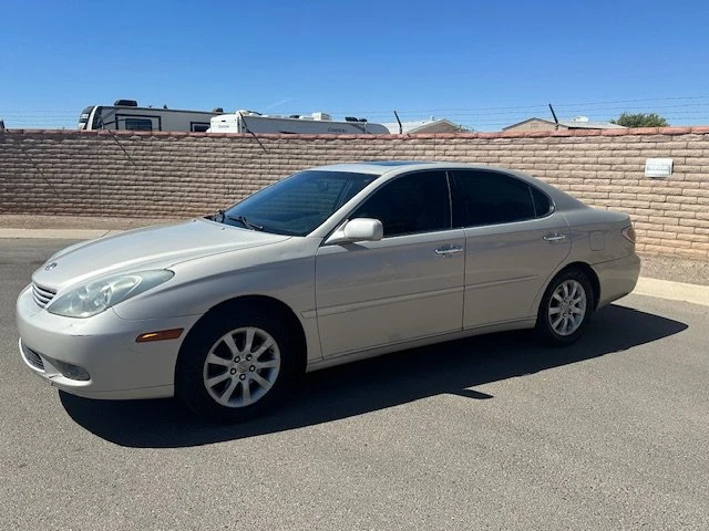 2003 Lexus ES 4th Gen - Image 2 of 13