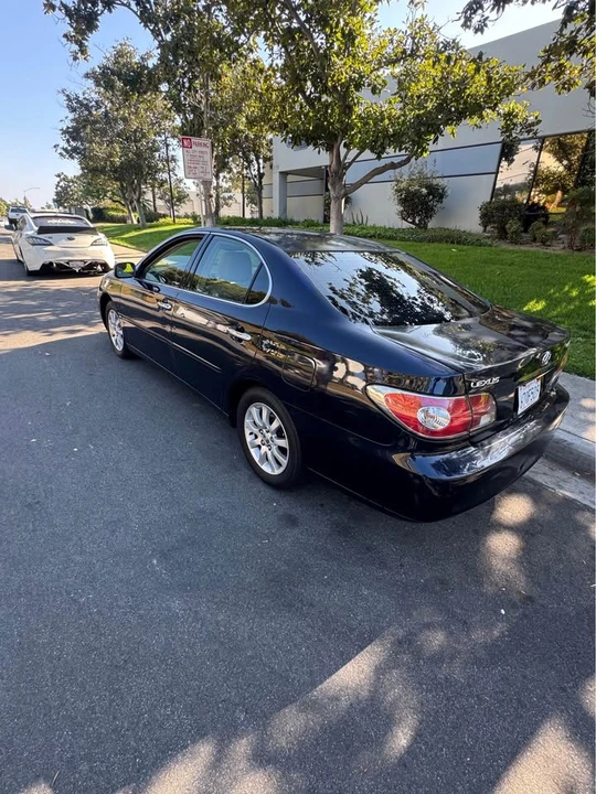 2003 Lexus ES 4th Gen - Image 3 of 9