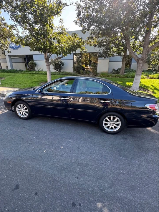 2003 Lexus ES 4th Gen - Image 9 of 9