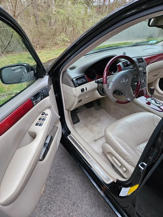 2003 Lexus ES 4th Gen - Image 5 of 9