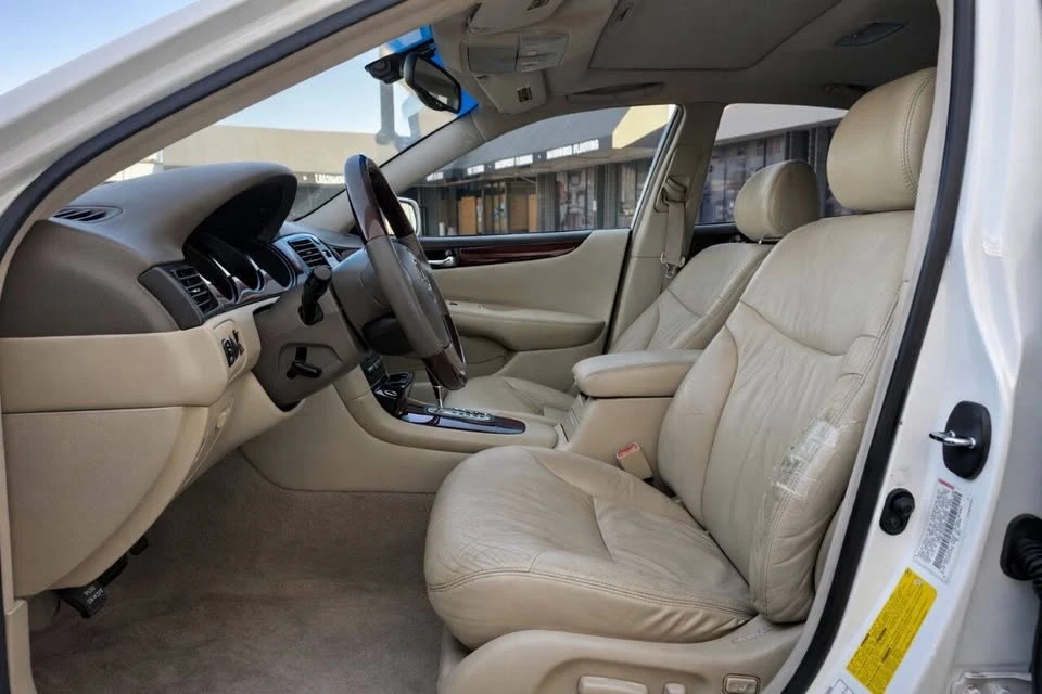 2003 Lexus ES 4th Gen - Image 15 of 20
