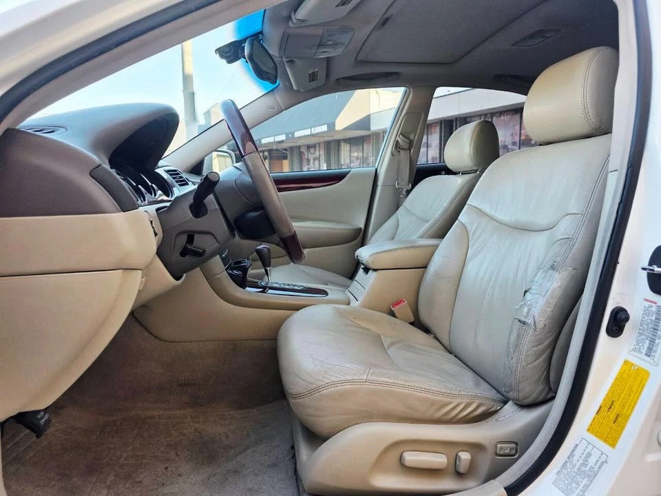 2003 Lexus ES 4th Gen - Image 9 of 20