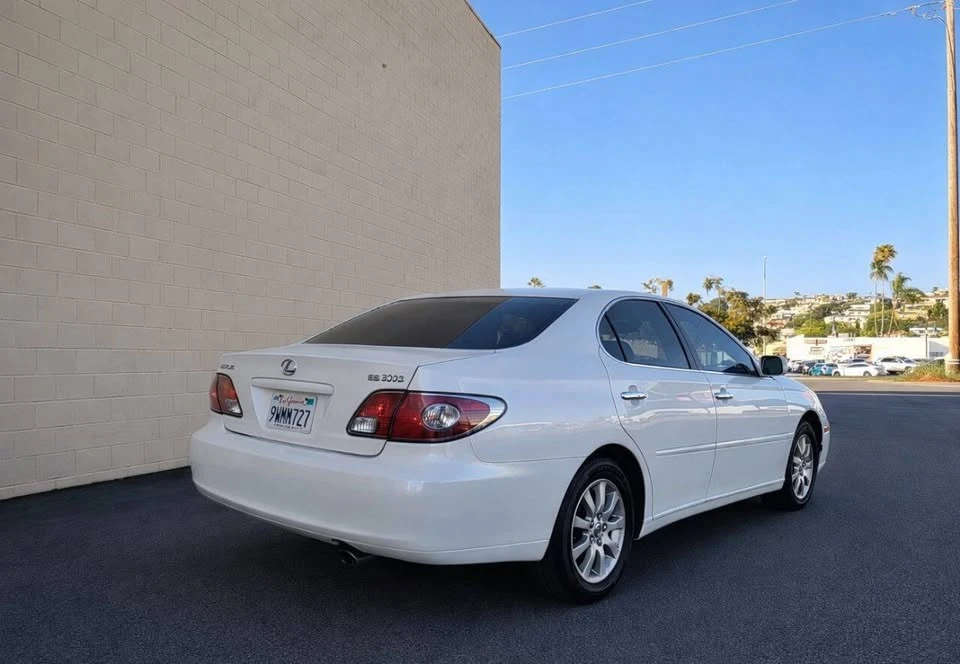 2003 Lexus ES 4th Gen - Image 5 of 20