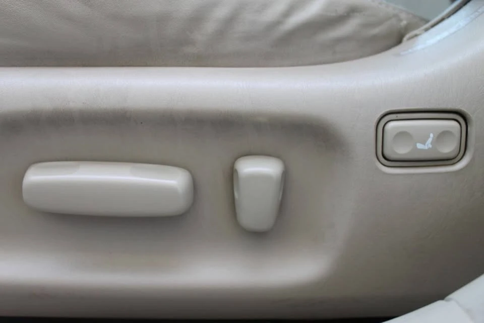 2003 Lexus ES 4th Gen - Image 14 of 20