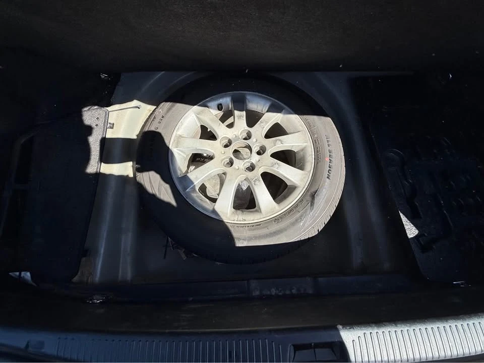 2003 Lexus ES 4th Gen - Image 9 of 17